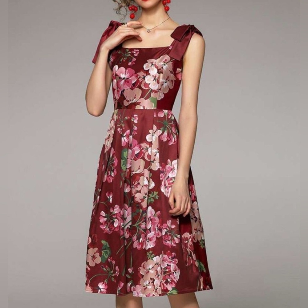 KaiMilan Satin Floral Midi Dress – Size 10 – NWT 🌸
